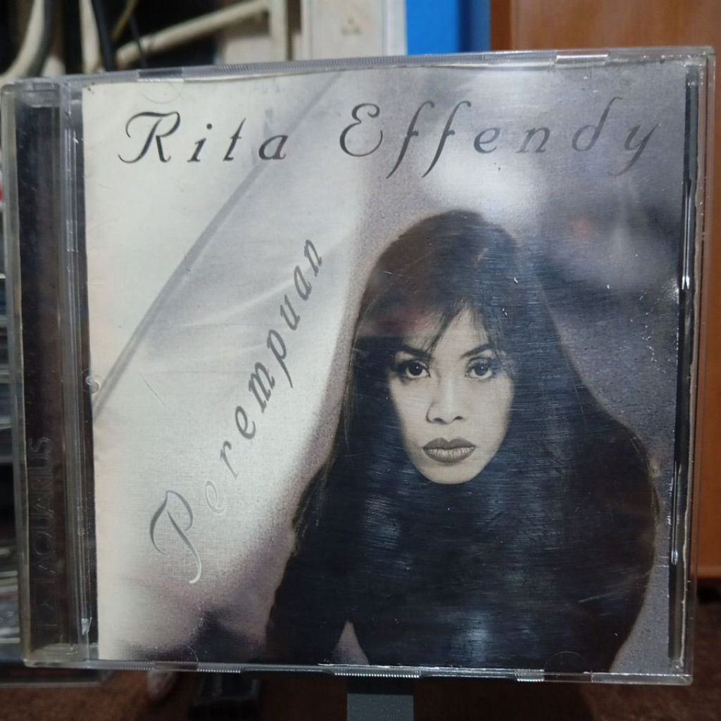 cd rita Effendy perempuan