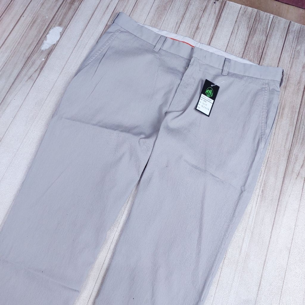 LOUIS CASTEL size 34-35 celana gunung outdoor second original