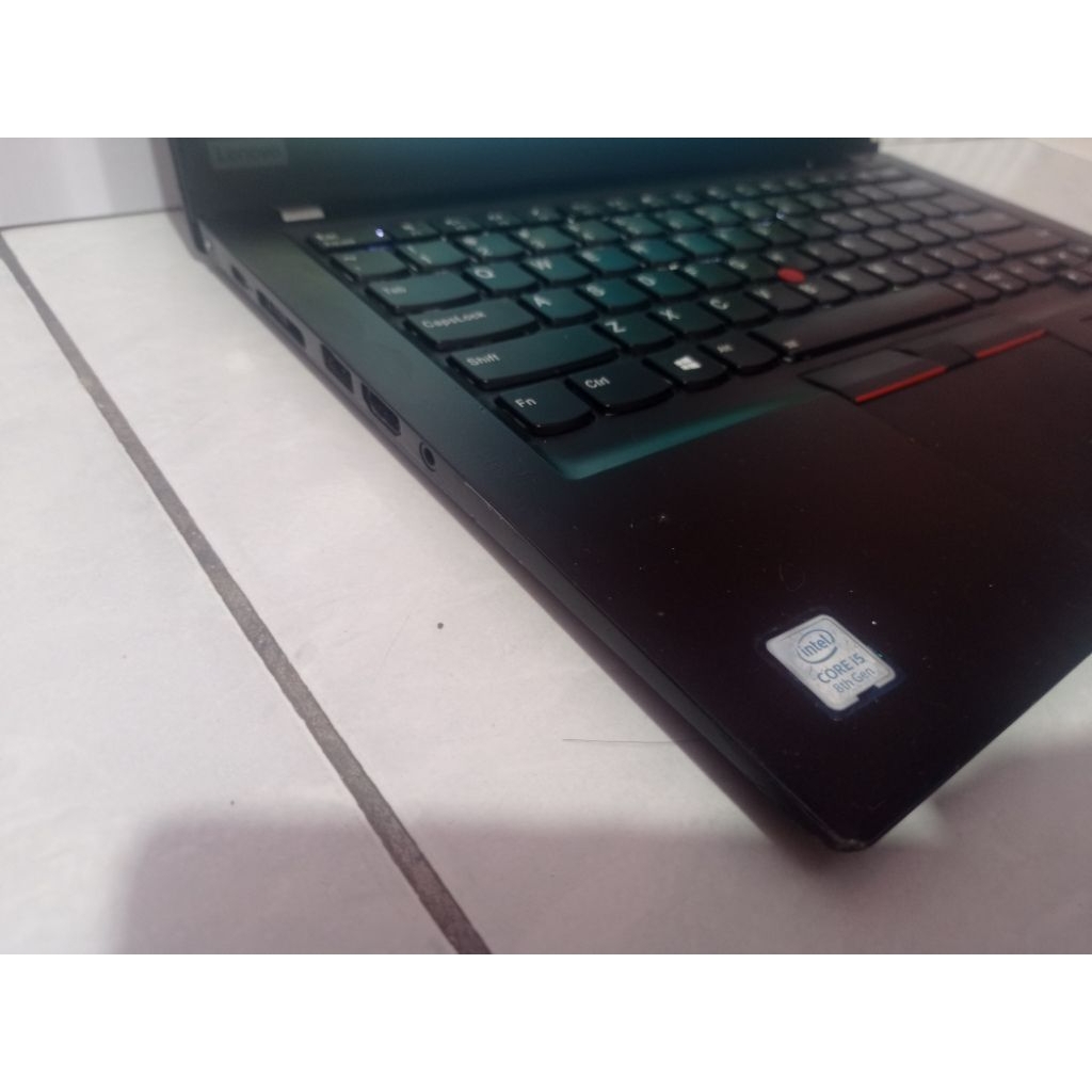 Lenovo Thinkpad t490s core i5