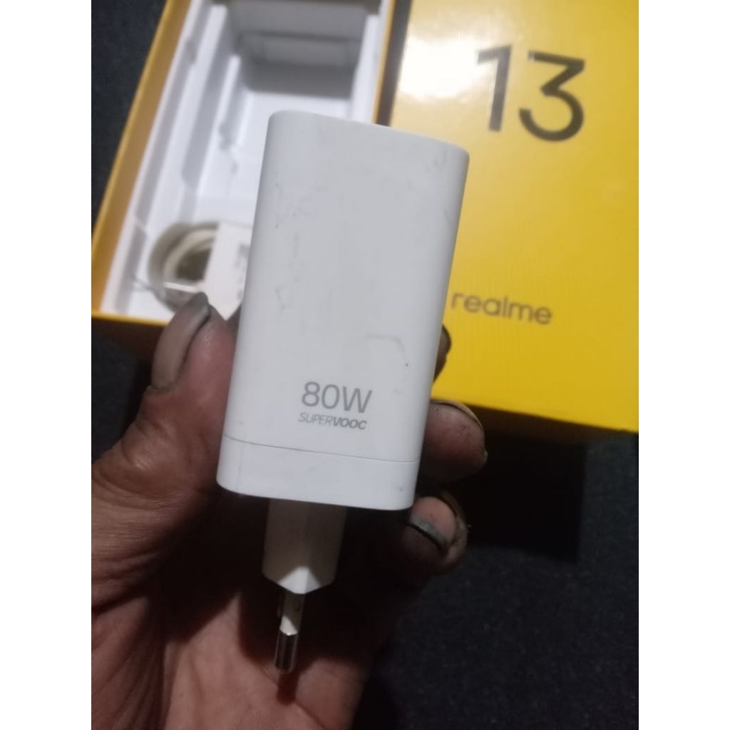 carger orijinal realme 13..