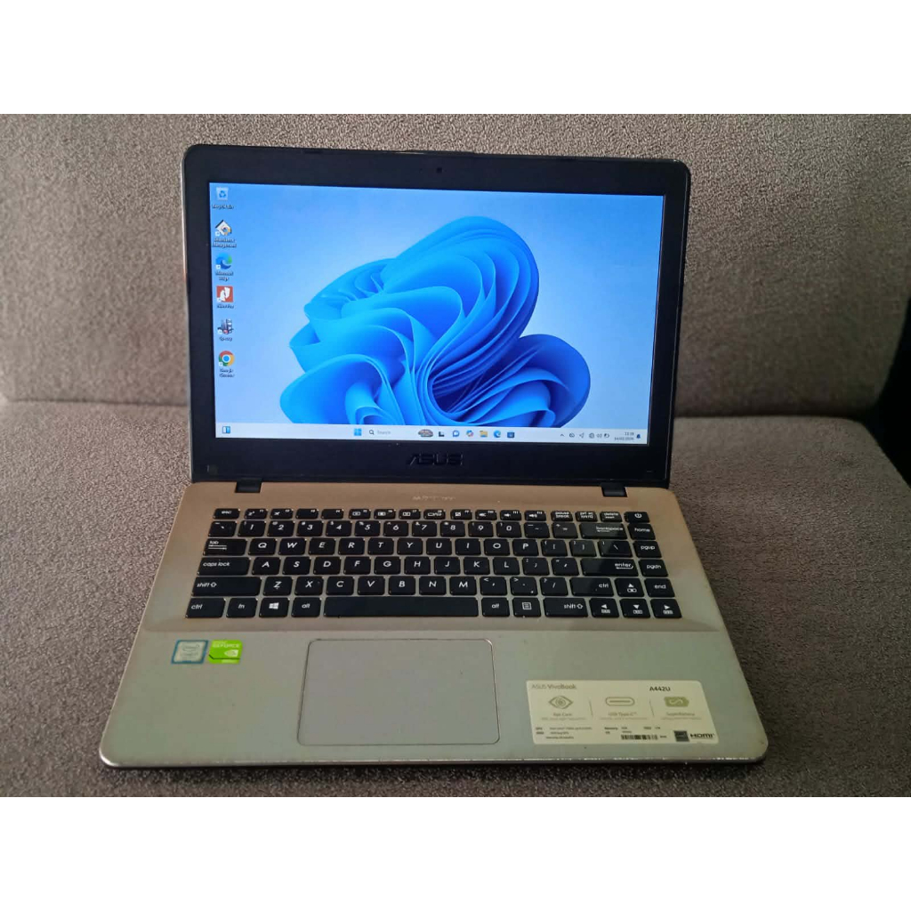 Laptop Asus A442U CORE i7/ 8gb / 256gb