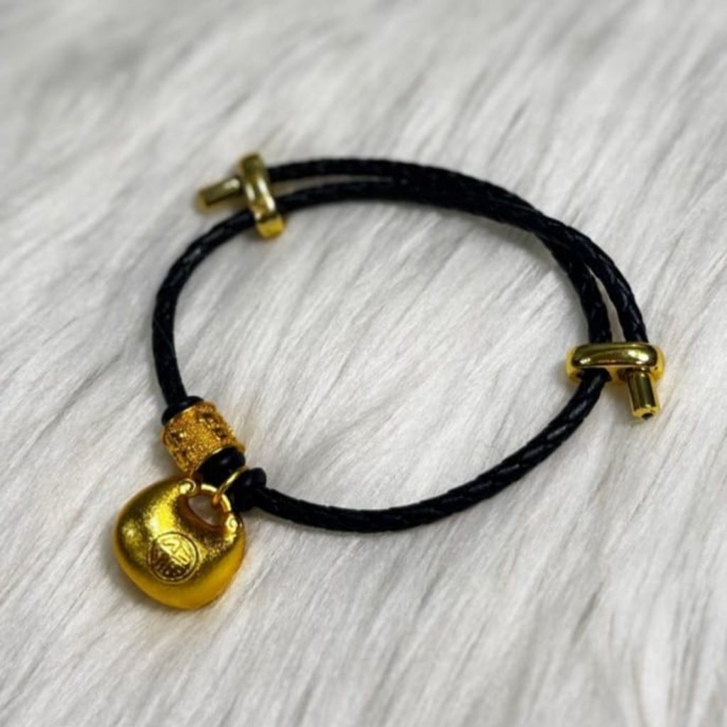 Gelang tali hitam rafia ropes dengan dompet emas | Gelang wanita tali hitam dengan desain yang sanga