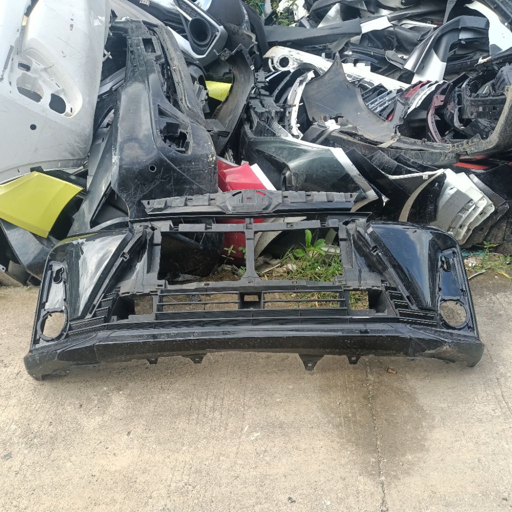 Bemper depan Avanza Veloz 2021