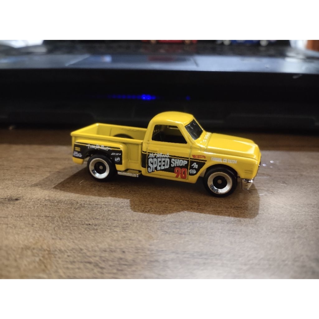 Hotwheels Loose Chevy Pickup Yellow Hotwheels Pickup