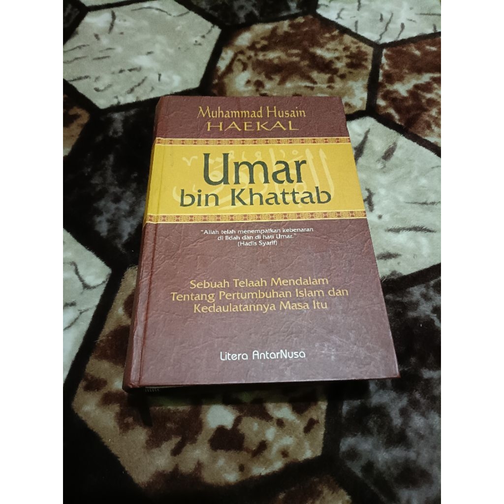 buku Original - Umar bin Khattab oleh Muhammad Husain haikal