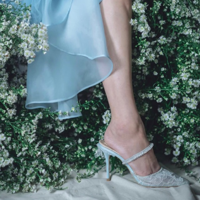 Ittaherl Cinderella Pointy Heels