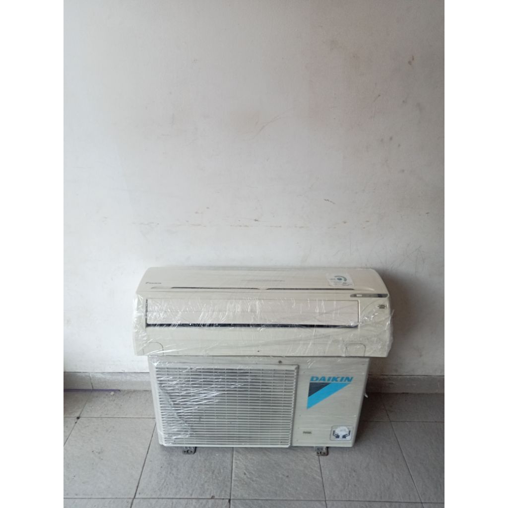 AC DAIKIN 1PK + Pasang