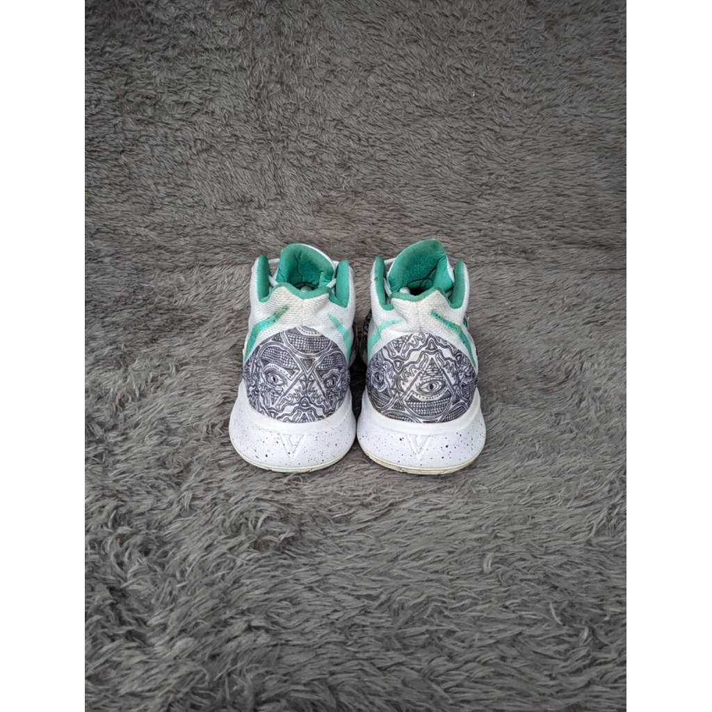 Sepatu basket Nike Kyrie 5 Teal