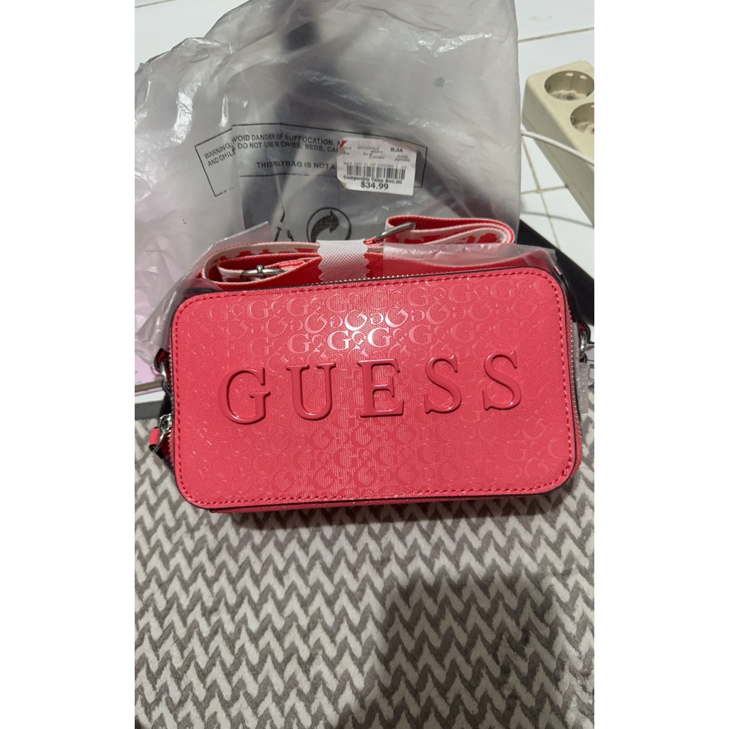 Guess cambag