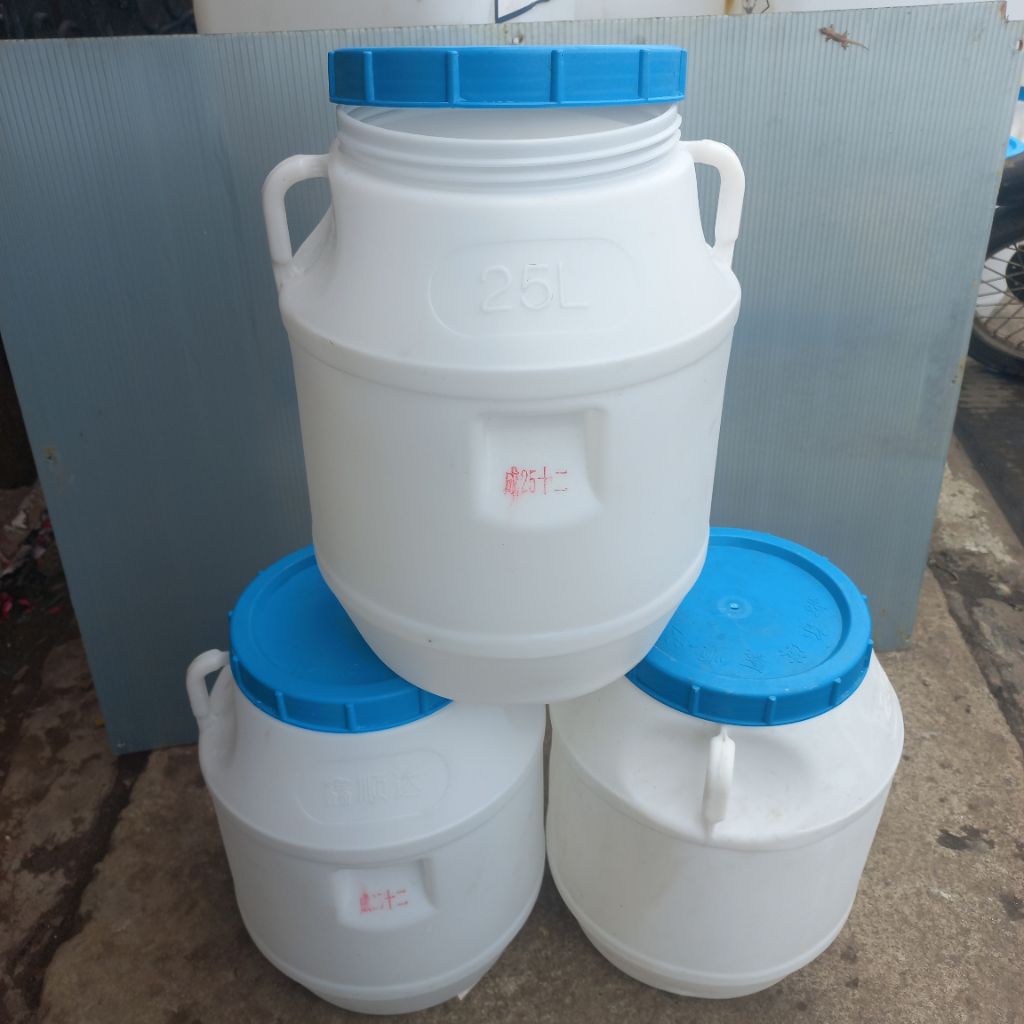 Tong 25 liter Mini Putih / Tong Kelentung kapasitas 25 Liter + Tutup diputar