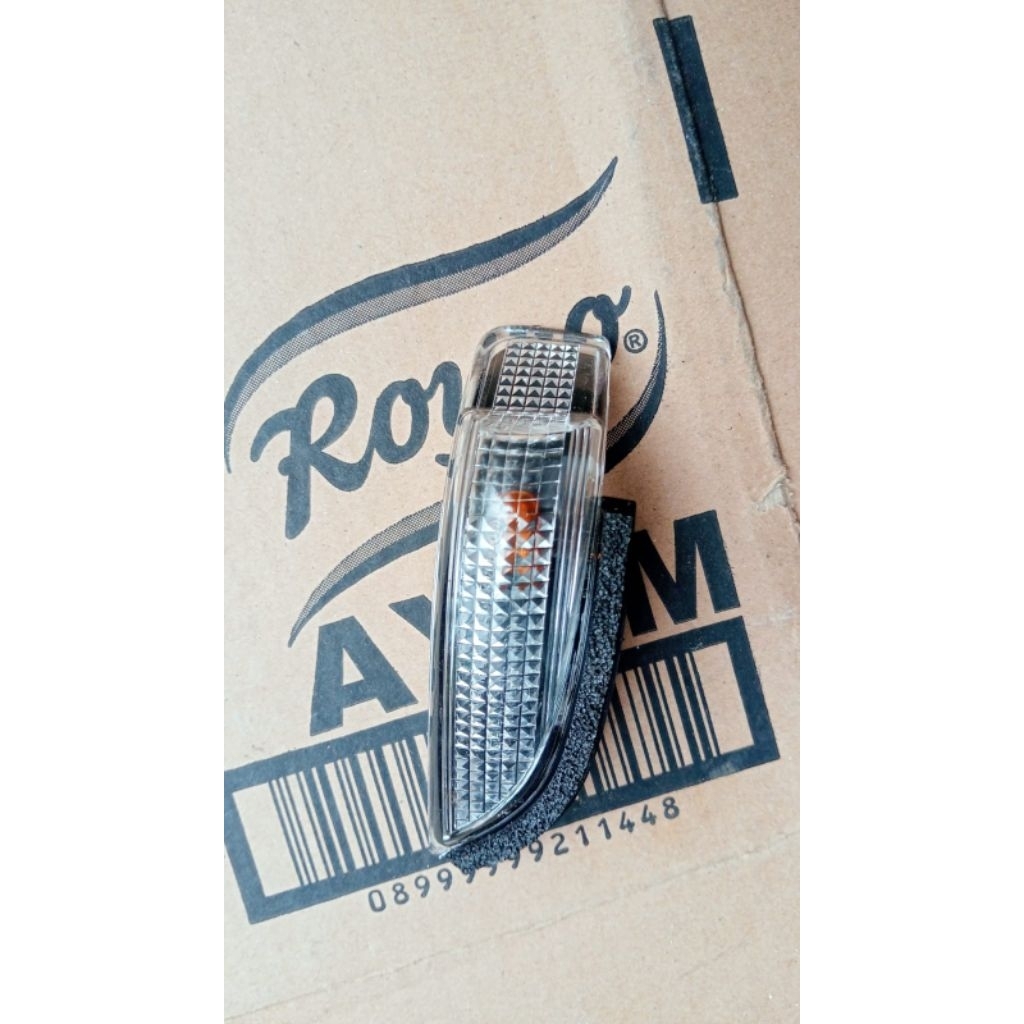 lampu send spion calya Sigra sebelah kanan ORI bekas