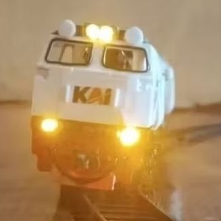 Miniatur Kereta Api Remot Control Seri CC 206