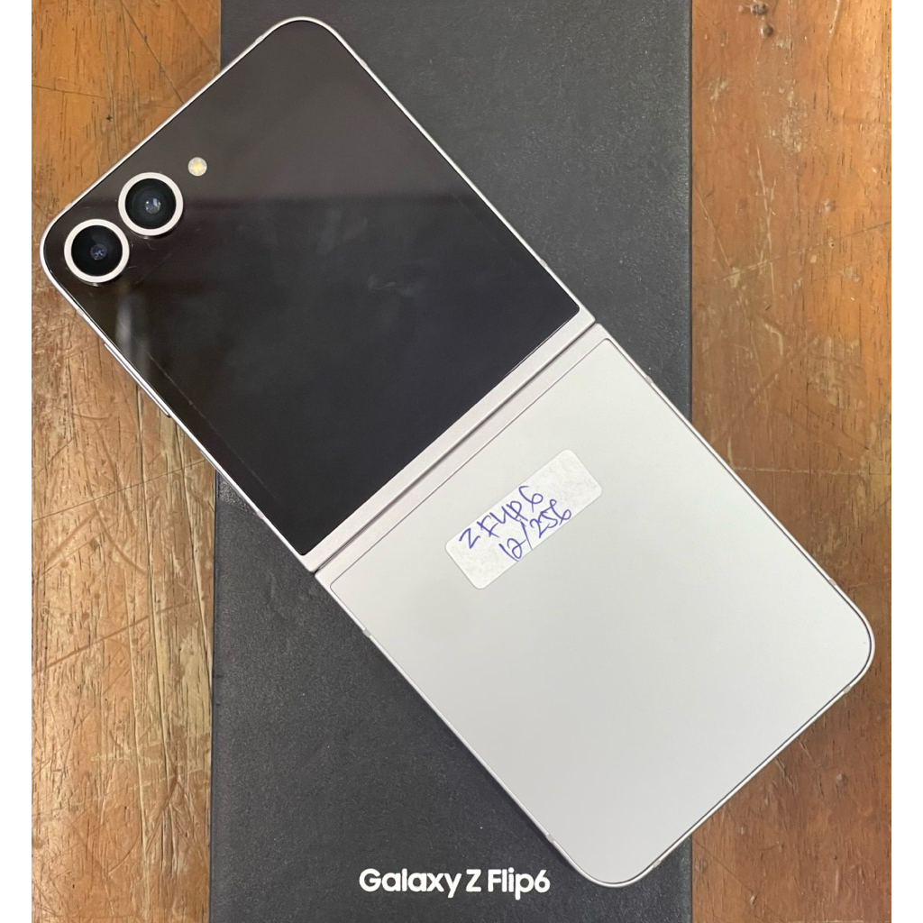 Hp Second SAMSUNG Z Flip6 12GB/256GB Fullset