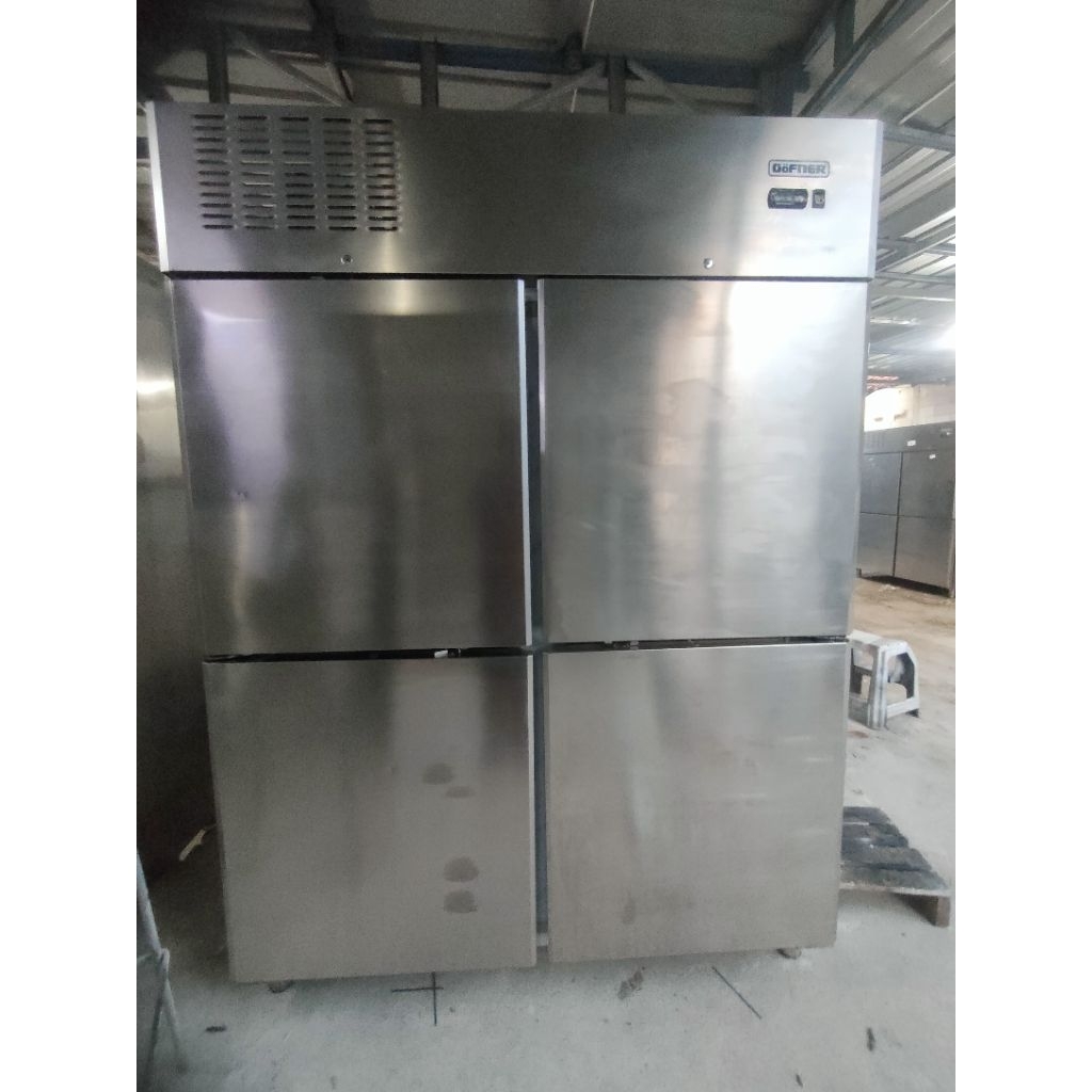SECOND UPRIGHT CHILLER 4 DOORS