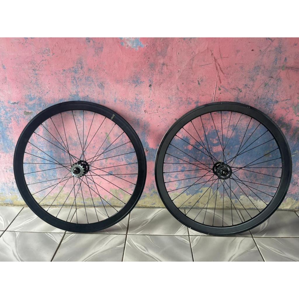 Pelk sepeda Fixie Wheelset 32 hole hub novatec kunci L 3 cm