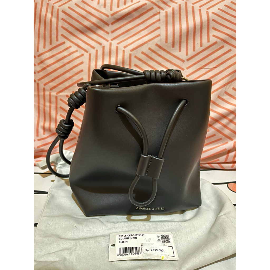 TAS CHARLES N KEITH BLACK ORIGINAL STORE