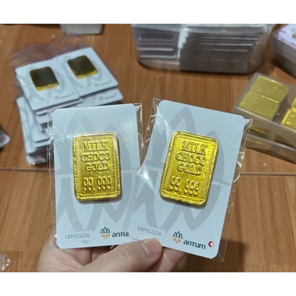 MINI GOLD COKELAT ANTUM HADIAH LEBARAN