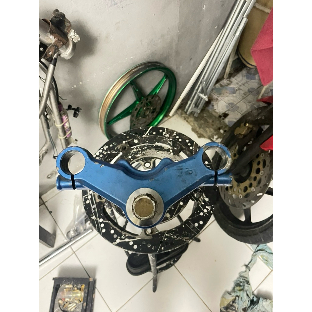 paket segitiga atas bawah FU pnp ninja include shock depan bottom mio