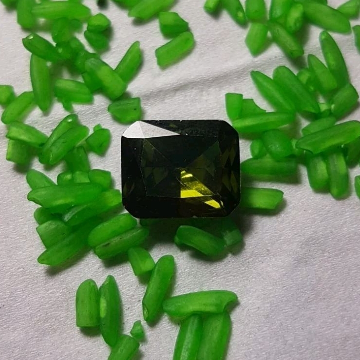 Batu cincin serai kotak warna hijau asli