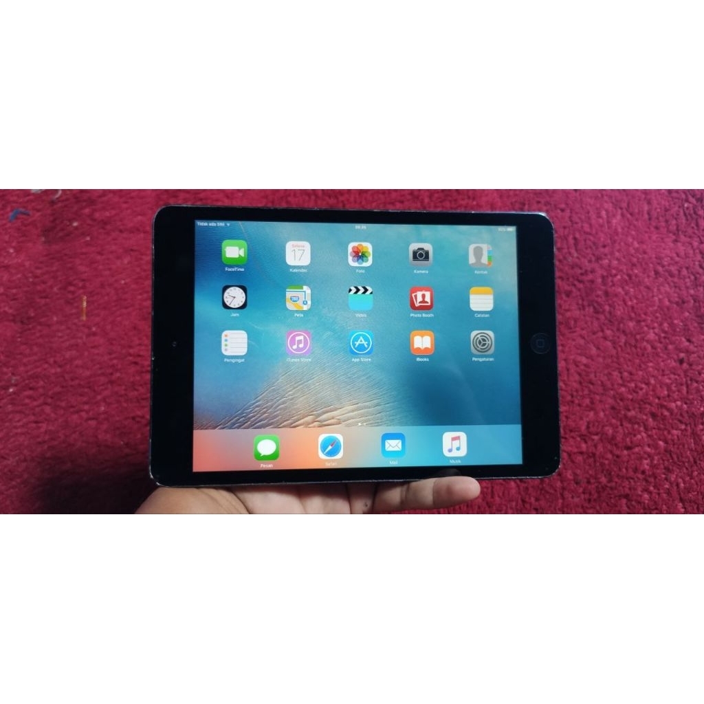 iPad mini 1 32gb hitam bypass