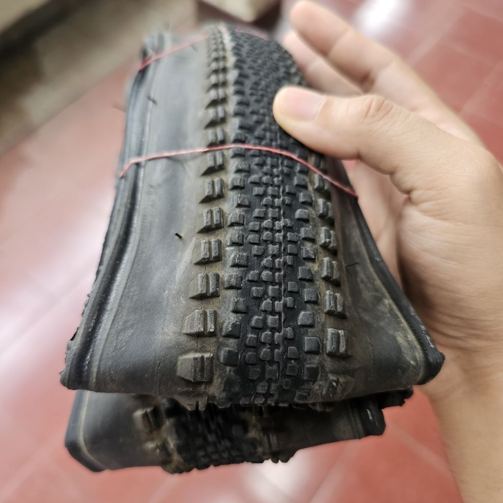 Ban sepeda 700 x 38 WTB riddler preloved