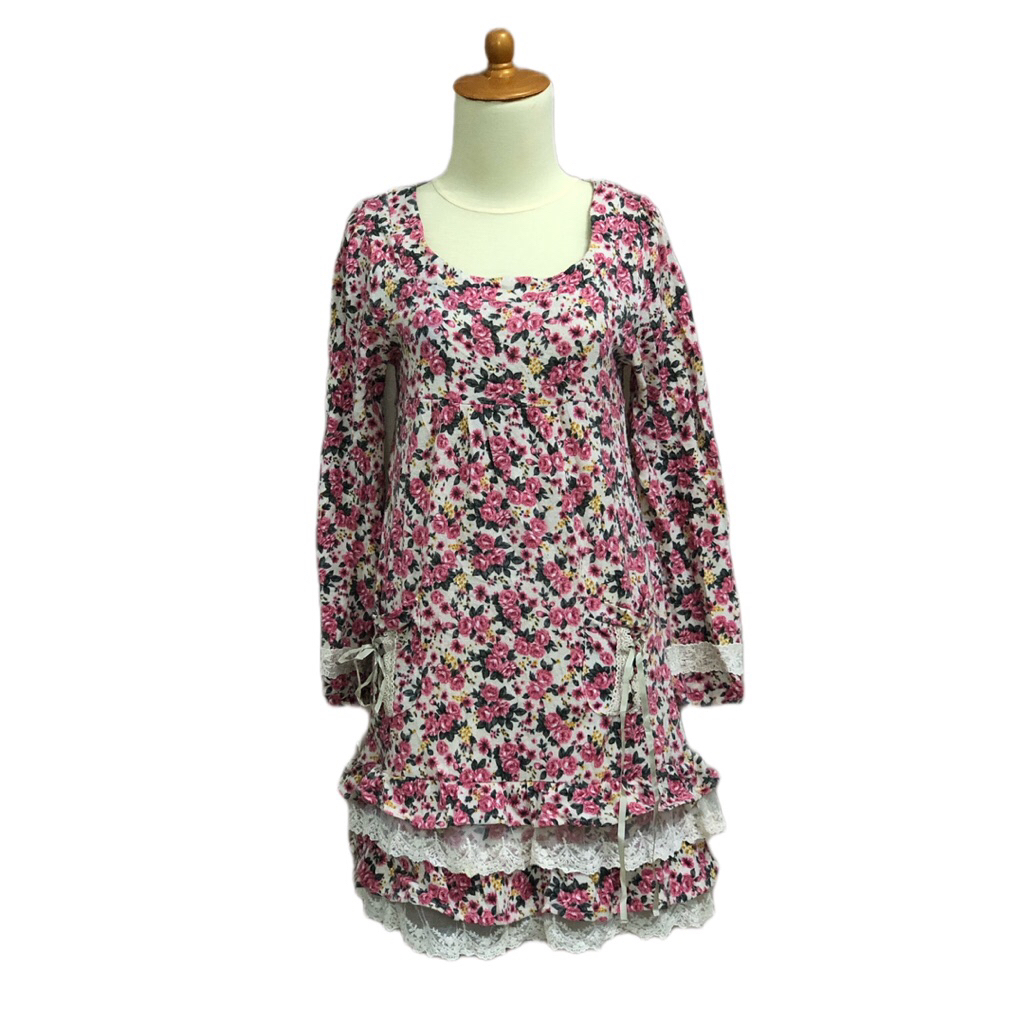 Axes femme lace floral dress / axes femme dress