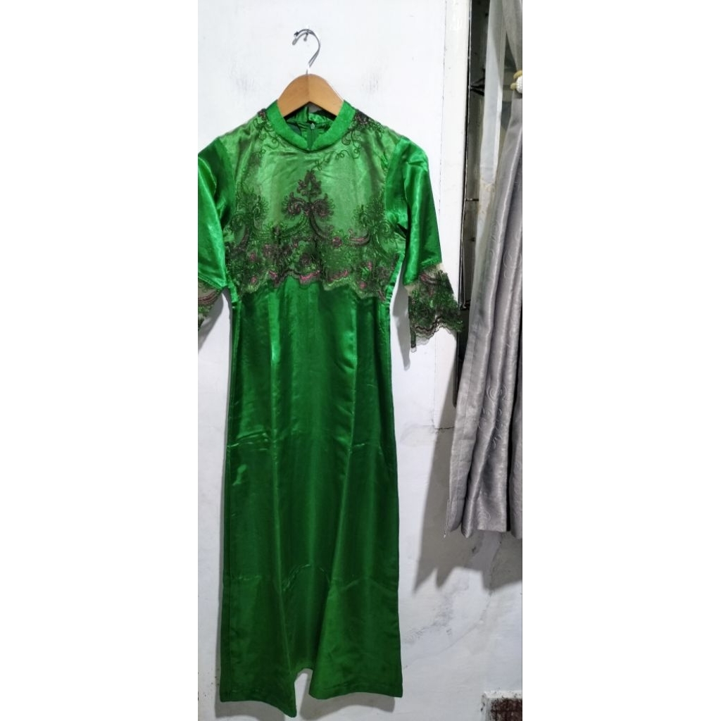Gamis Long Dress Wanita Satin Hijau Kombinasi Tile