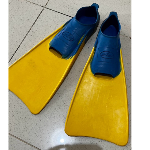Preloved Kaki Katak/Swimming Fins merek Pantas