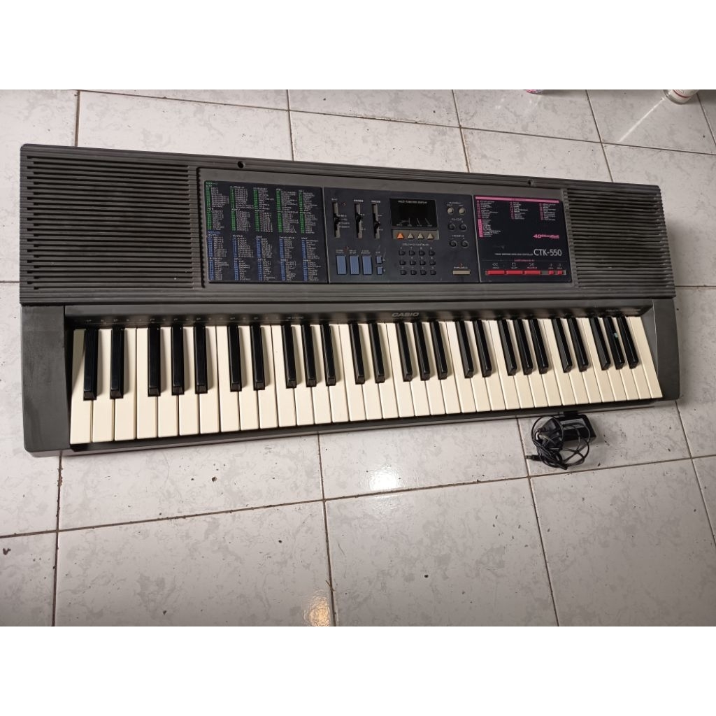 keyboard piano casio ctk550,normal bekas pemakaian