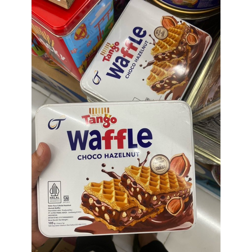 tango waffle 105gr kaleng BERHADIAH coklat wafer kaleng