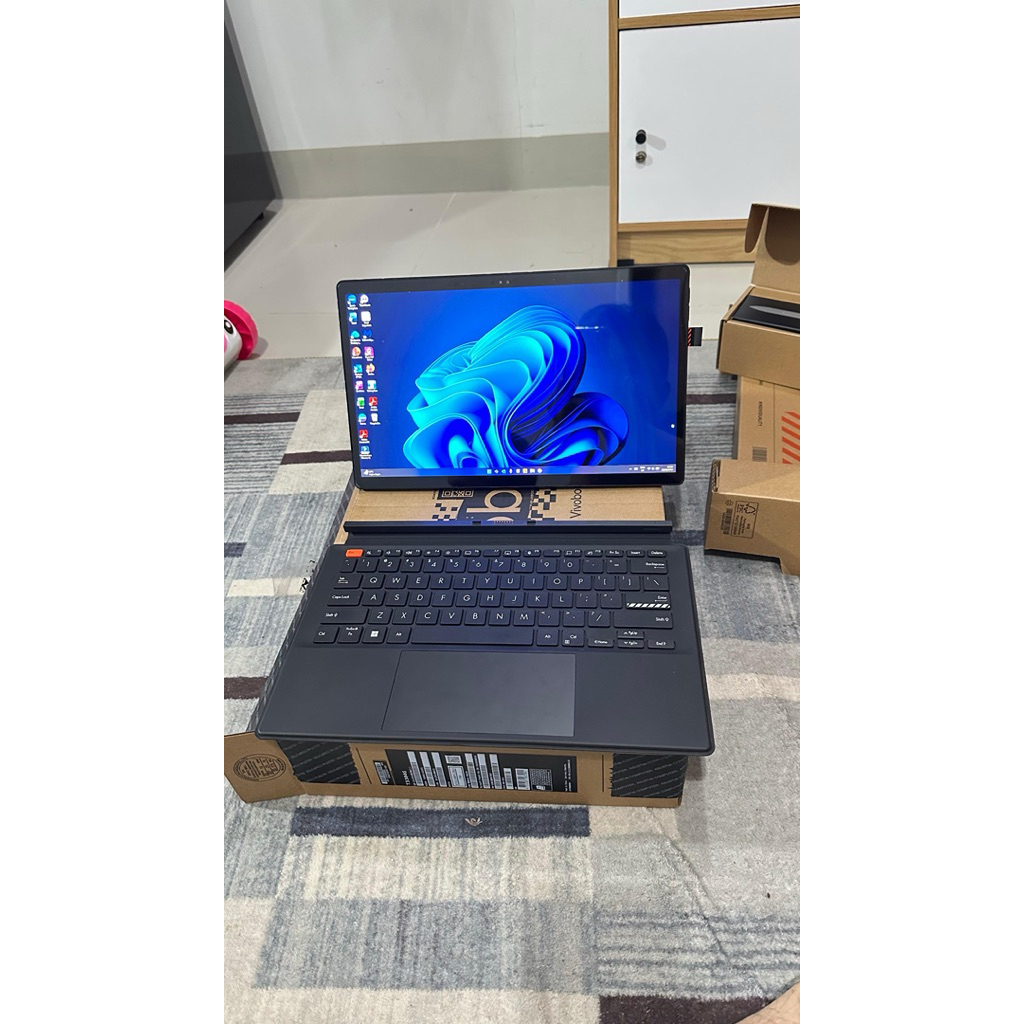 Asus Vivobook 13 Slate OLED