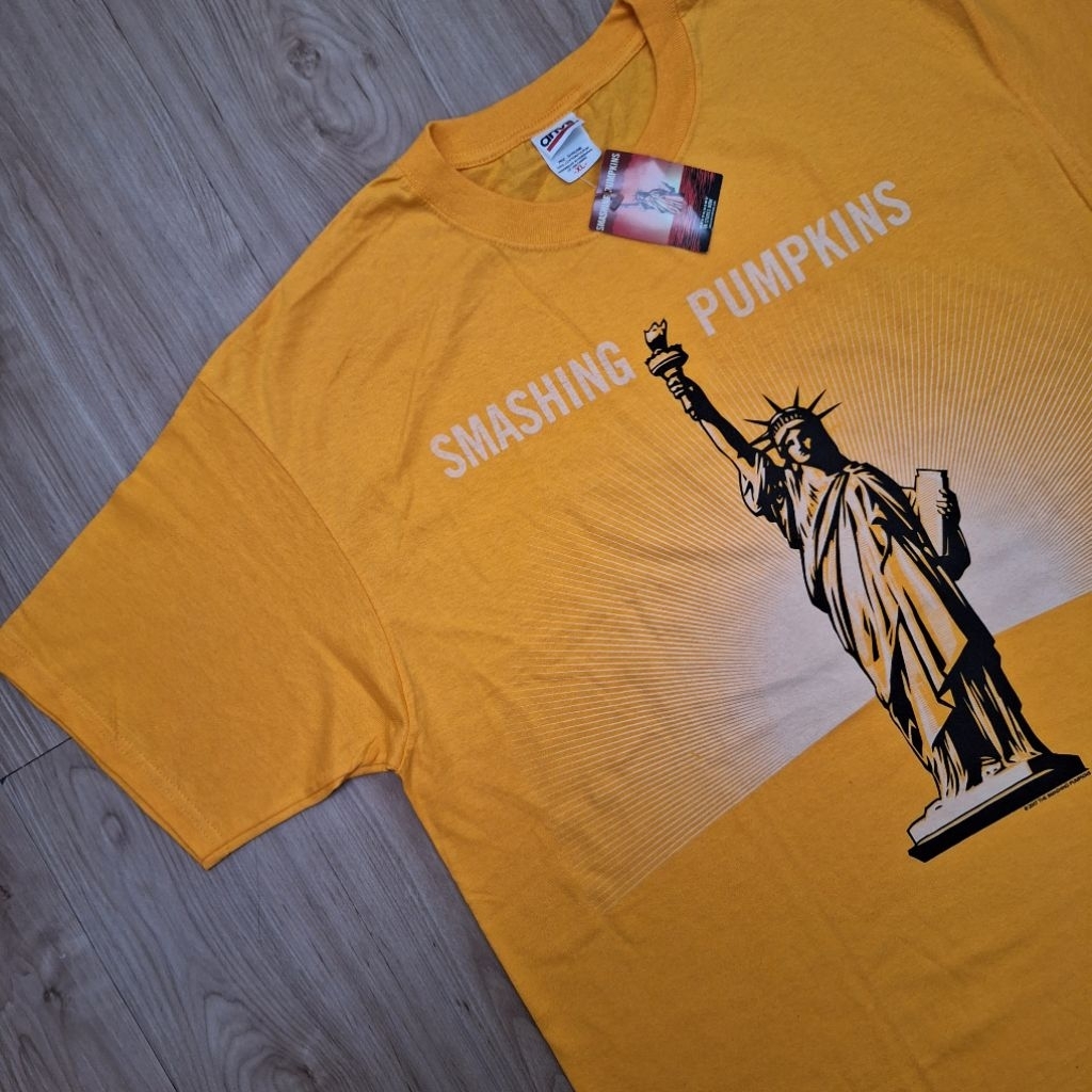 vintage kaos band smashing pumkins the cure