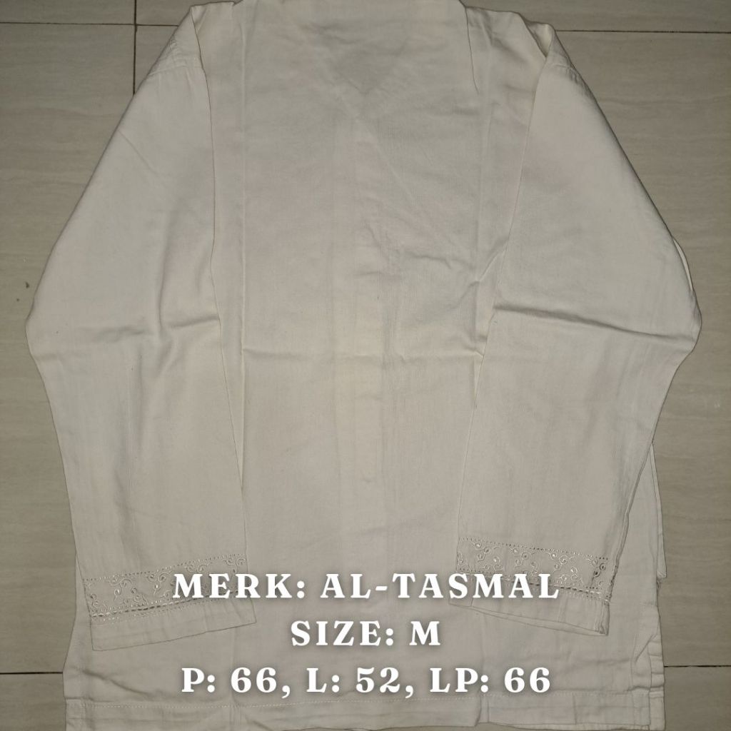 Preloved (Second-bekas) Baju Koko Muslim Pria Lengan Panjang Warna Putih Size M Merk Al-Tasmal