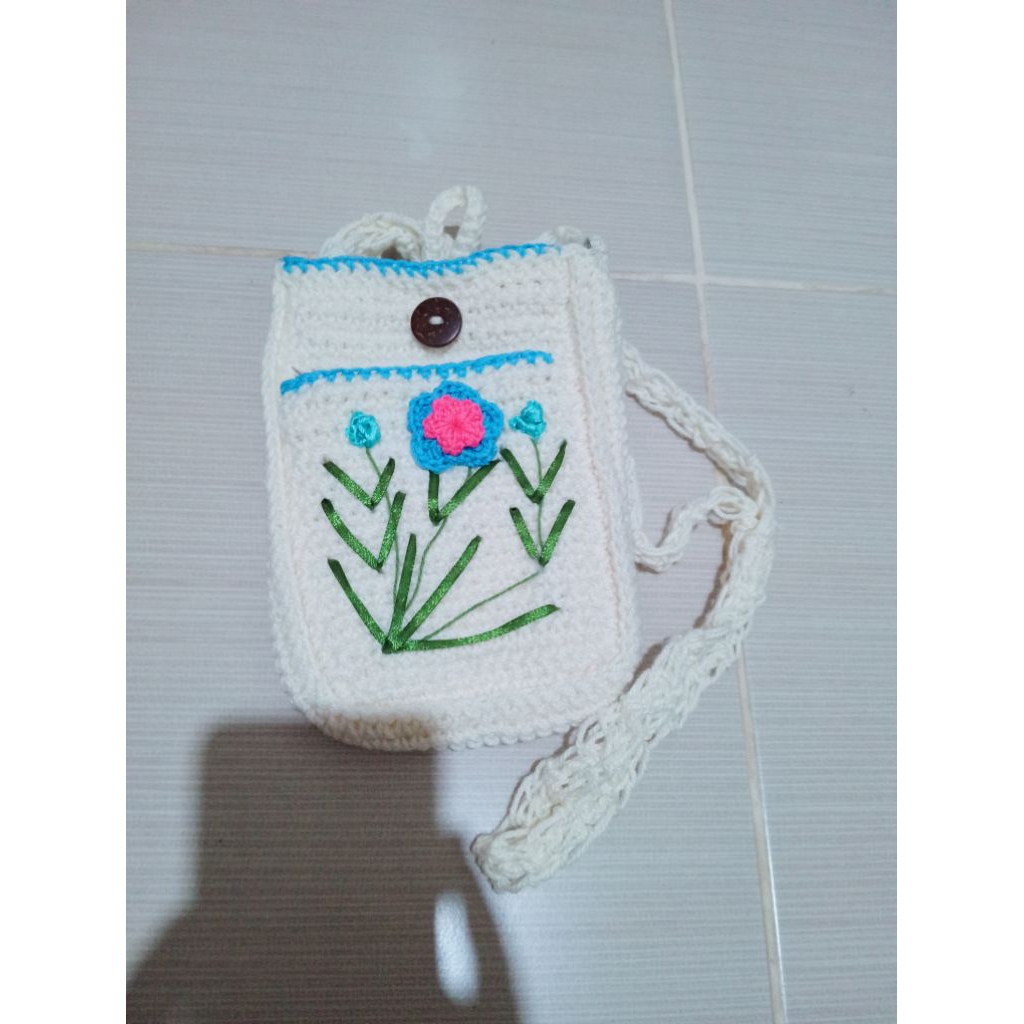 Tas rajut bordir bunga
