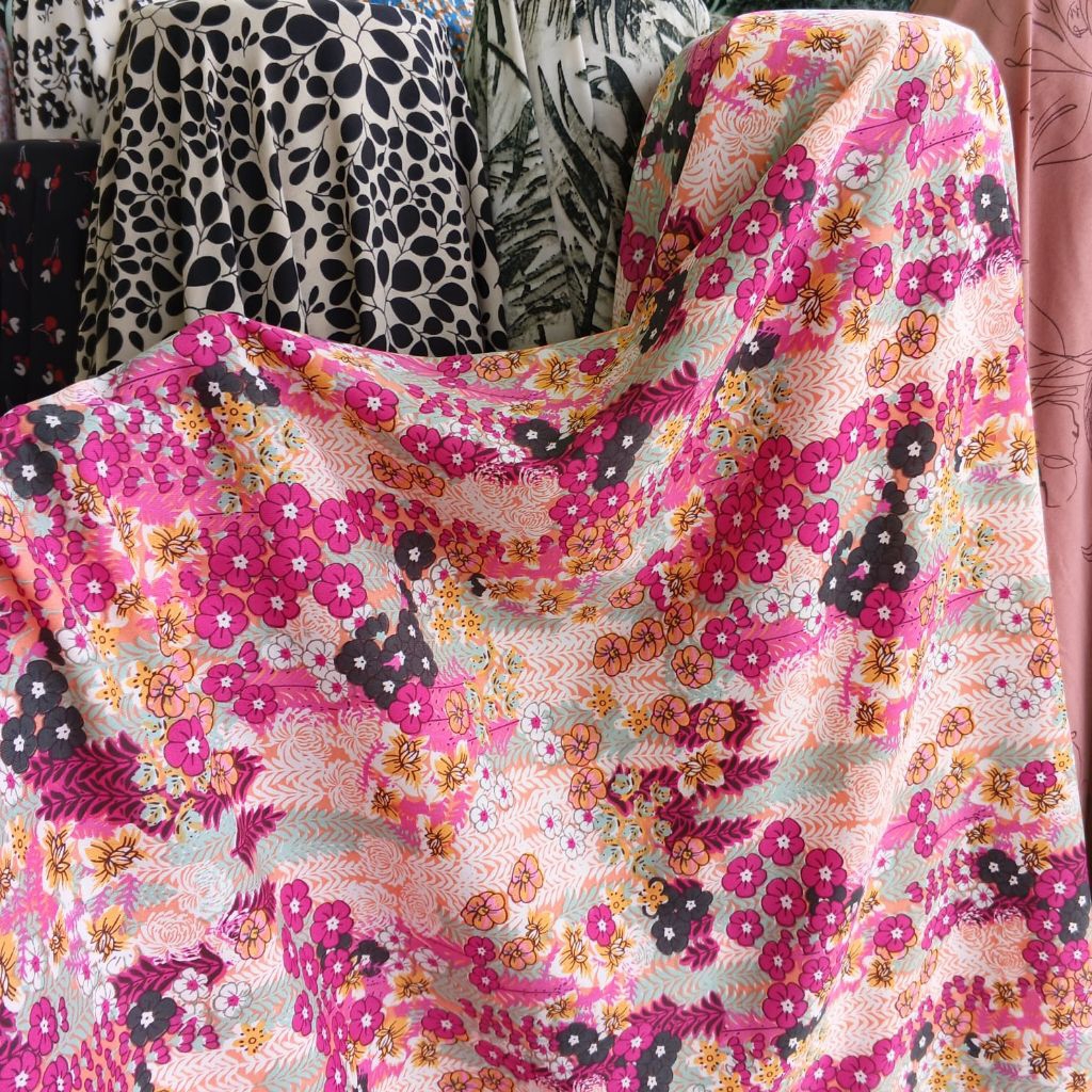 HARGA/0,5 M | KAIN CREPE PREMIUM|KAIN CREPE PREMIUM MOTIF|BAHAN ZARA CREPE PREMIUM|BAHAN CREPE MOTIF