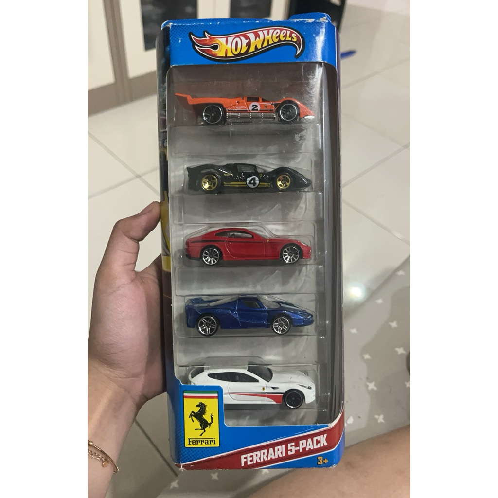 Hot Wheels Ferrari 5-Pack Sealed Ferrari 330 P4 Ferrari 512M Ferrari 612 Scaglietti Ferrari FF Ferra