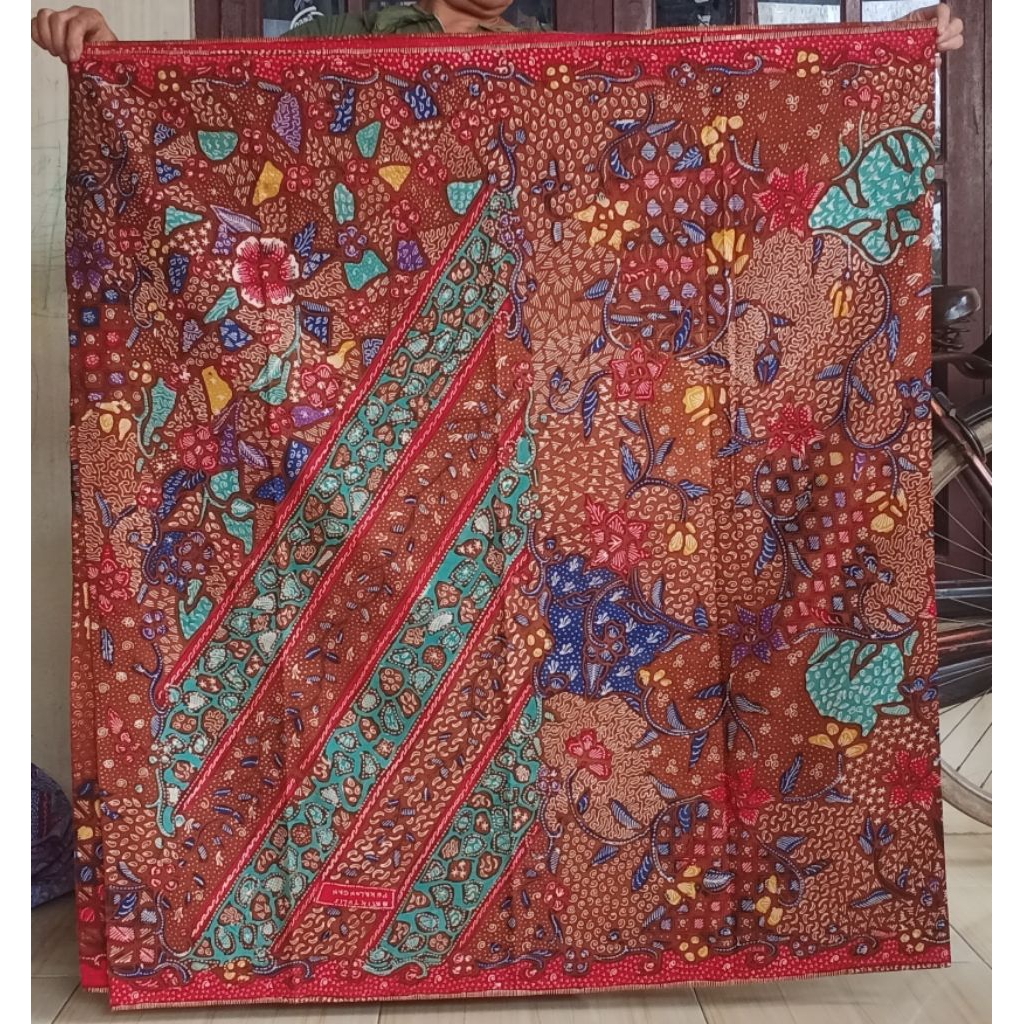 KAIN BATIK TULIS ASLI PEKALONGAN.
