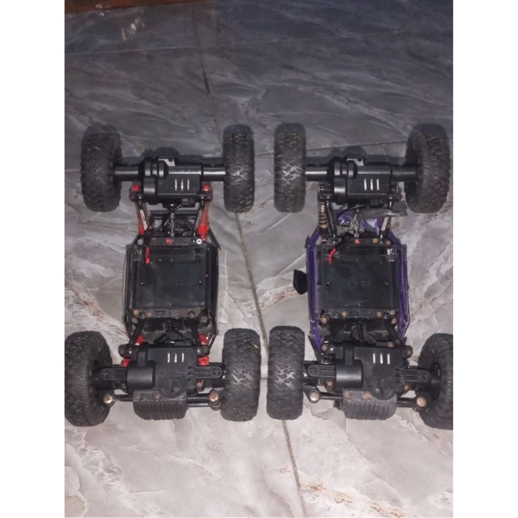 bodykit RC rock crawler 4WD 2,4ghz PCB nempel seri XN-1657R-2,4GHZ tanpa batre dan remot
