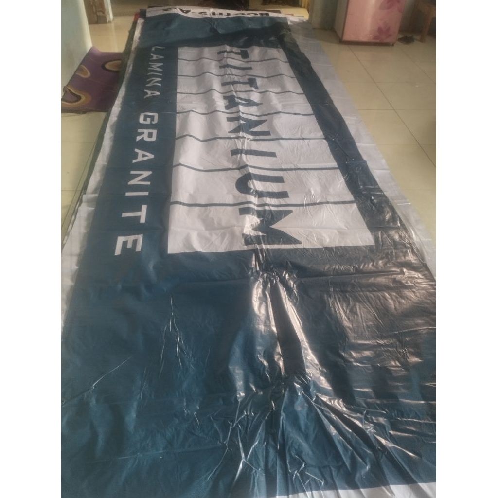 spanduk baliho banner bekas 1,4 x 2,2 Meter