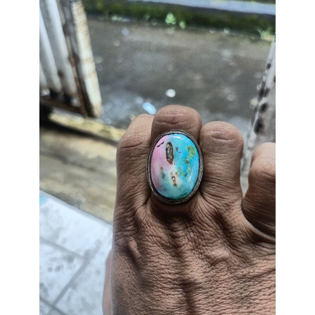 Batu akik pancacwarna rubah