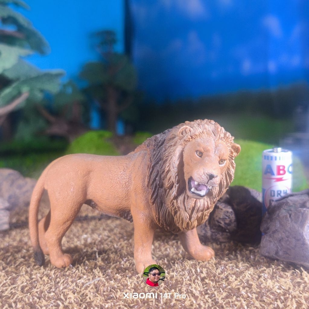 Schleich 2014 Lion figure
