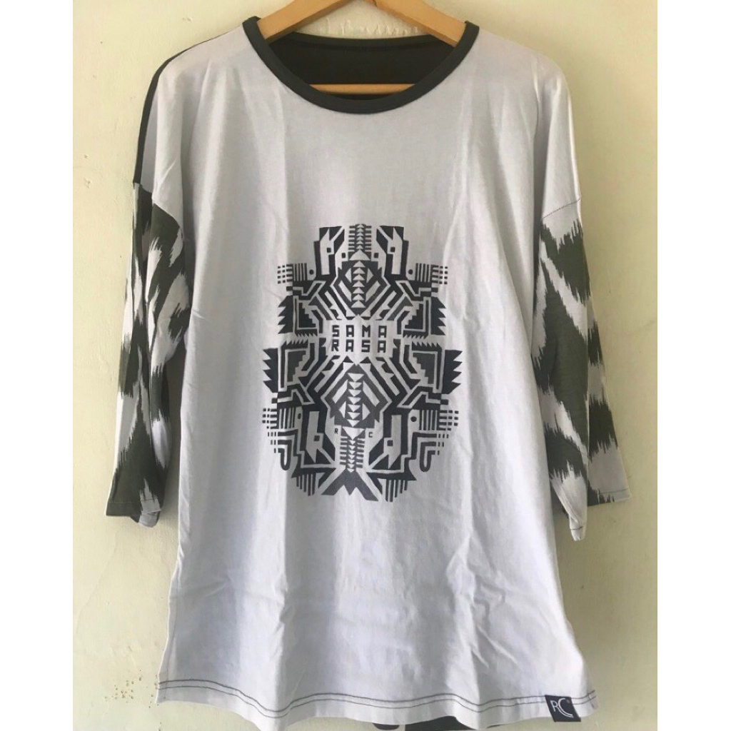 kaos oversize by Racun Cinta