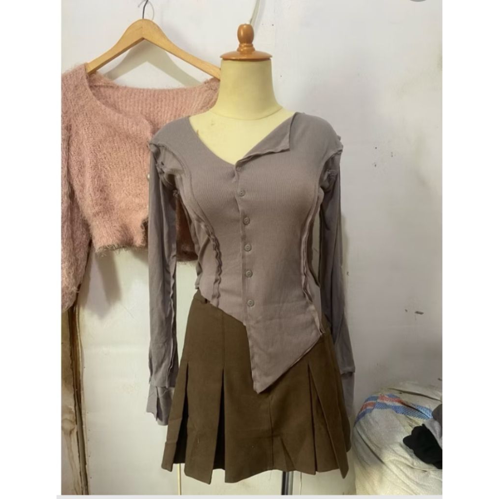 Kaos Lengan Panjang Unik