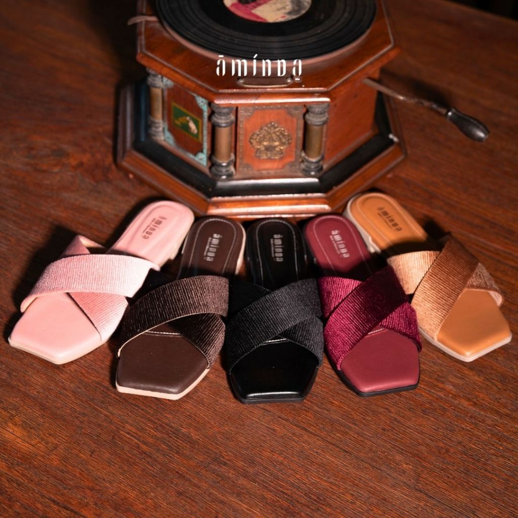 Aminda Elia Sandal - Sendal Wanita Lentur Lembut Ringan Mewah