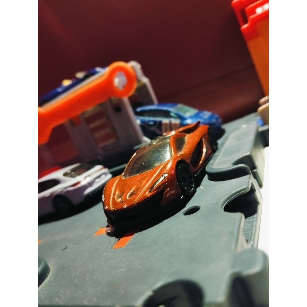 Hotwheels Rare Mclaren P1 Classic Orange Chocolate Loose