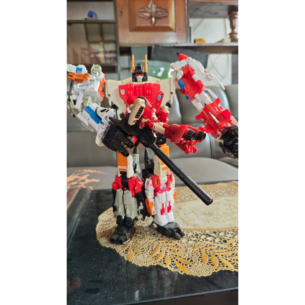 Transformers Combiner Wars - Superion + weapon (bekas)