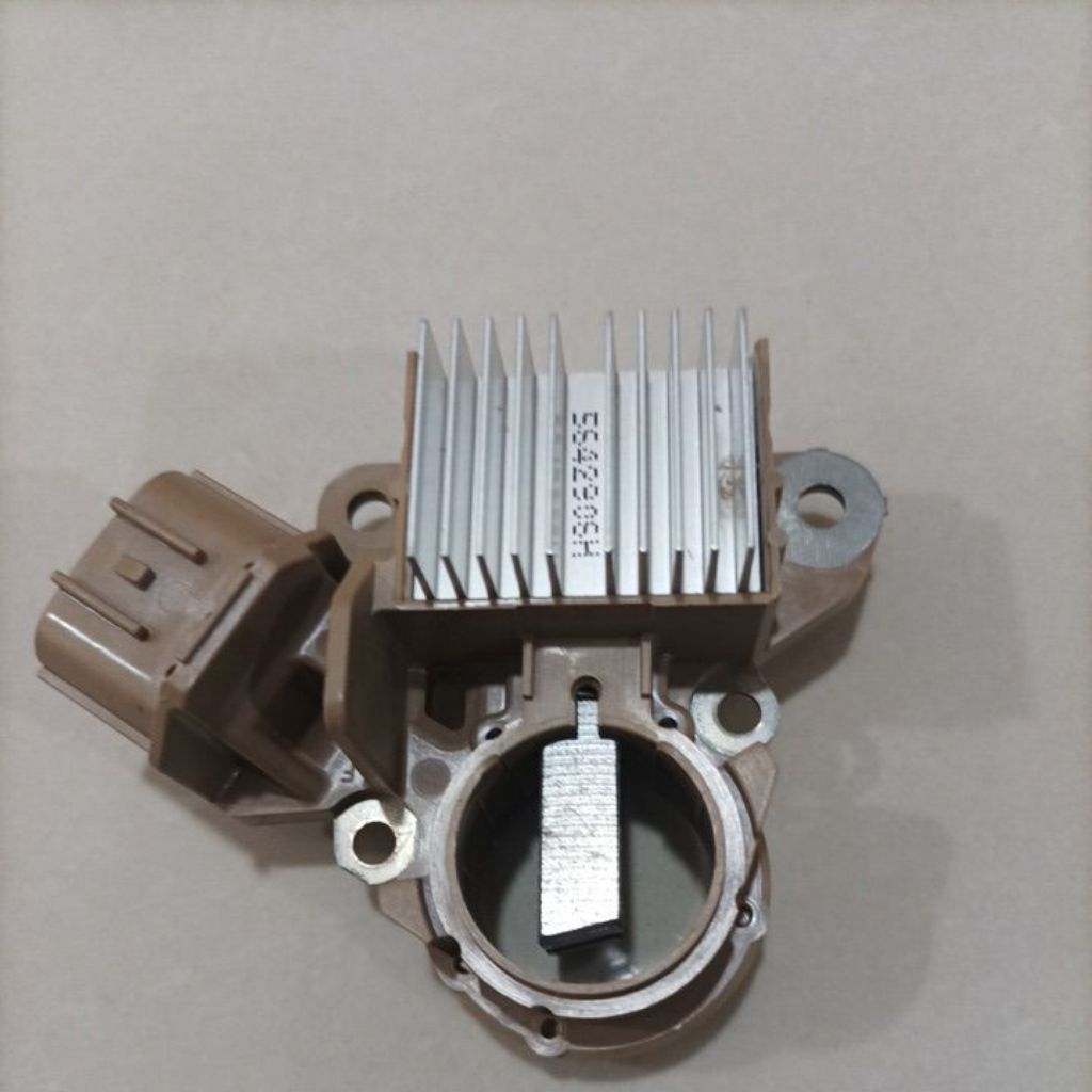 IC ALTENATOR/DINAMO AMPERE NISSAN ELGRAND