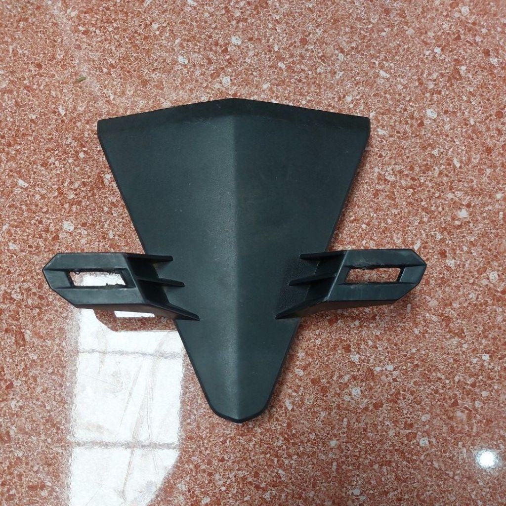 Dudukan Front Plat nomor Dasi Kecil Honda Beat Esp Beat Street Original