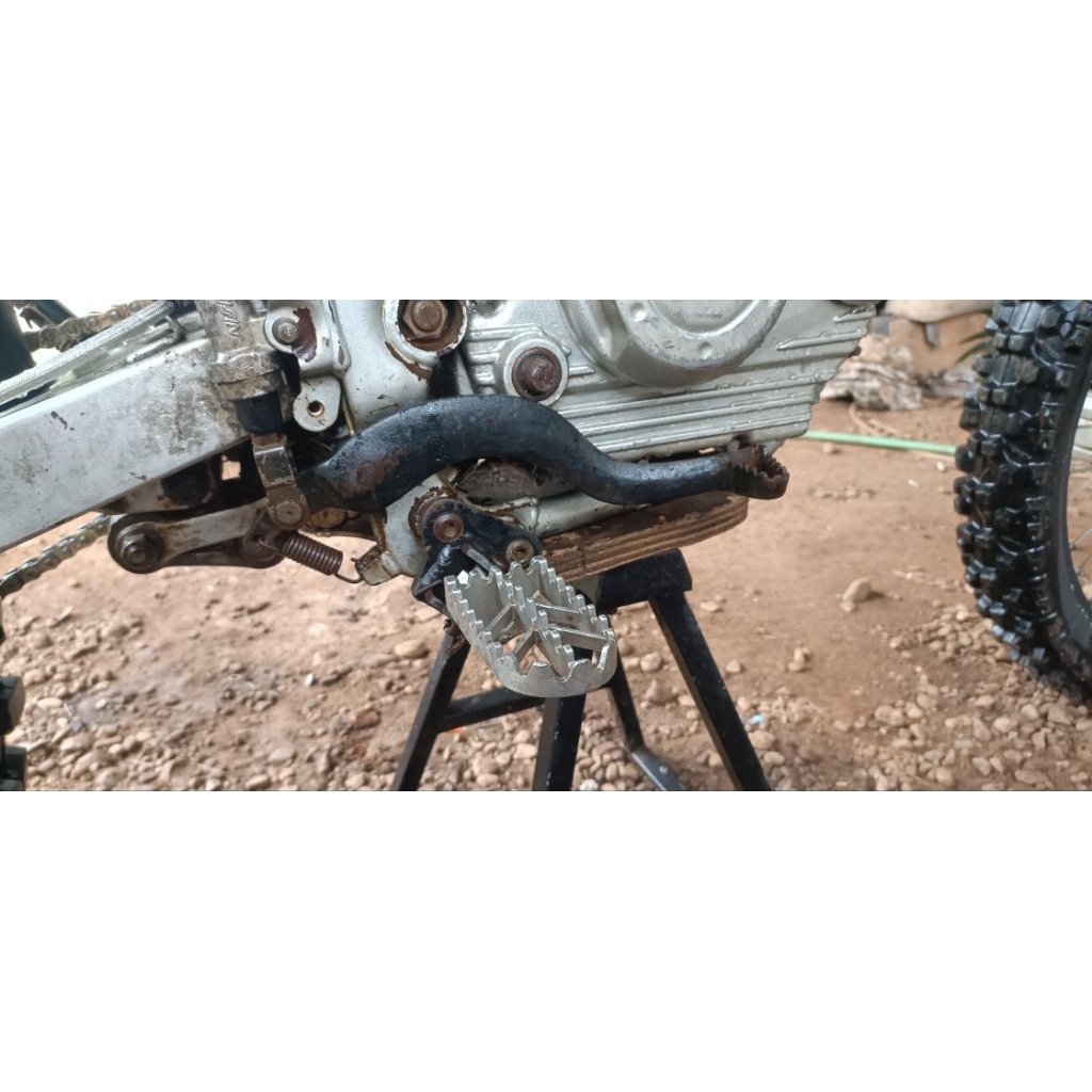 postep mundur klx 150 custome