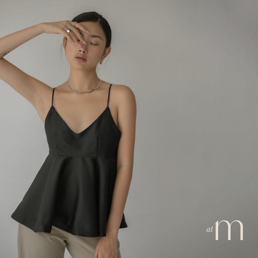 Atmauv - black peplum merlo top